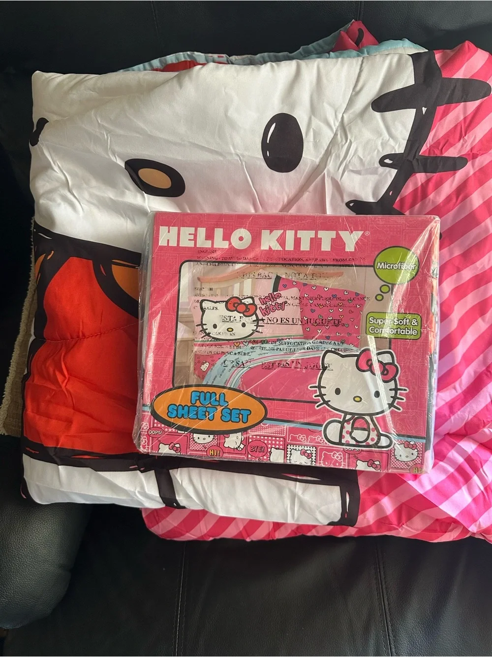 Hello Kitty Pink and White Comforter & Full Sheet Set - Character Bedding